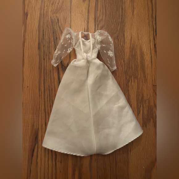 Barbie Mattel Vintage 1982 Barbie Doll Wedding of the Year Wedding Dress/Gown - Picture 4 of 14